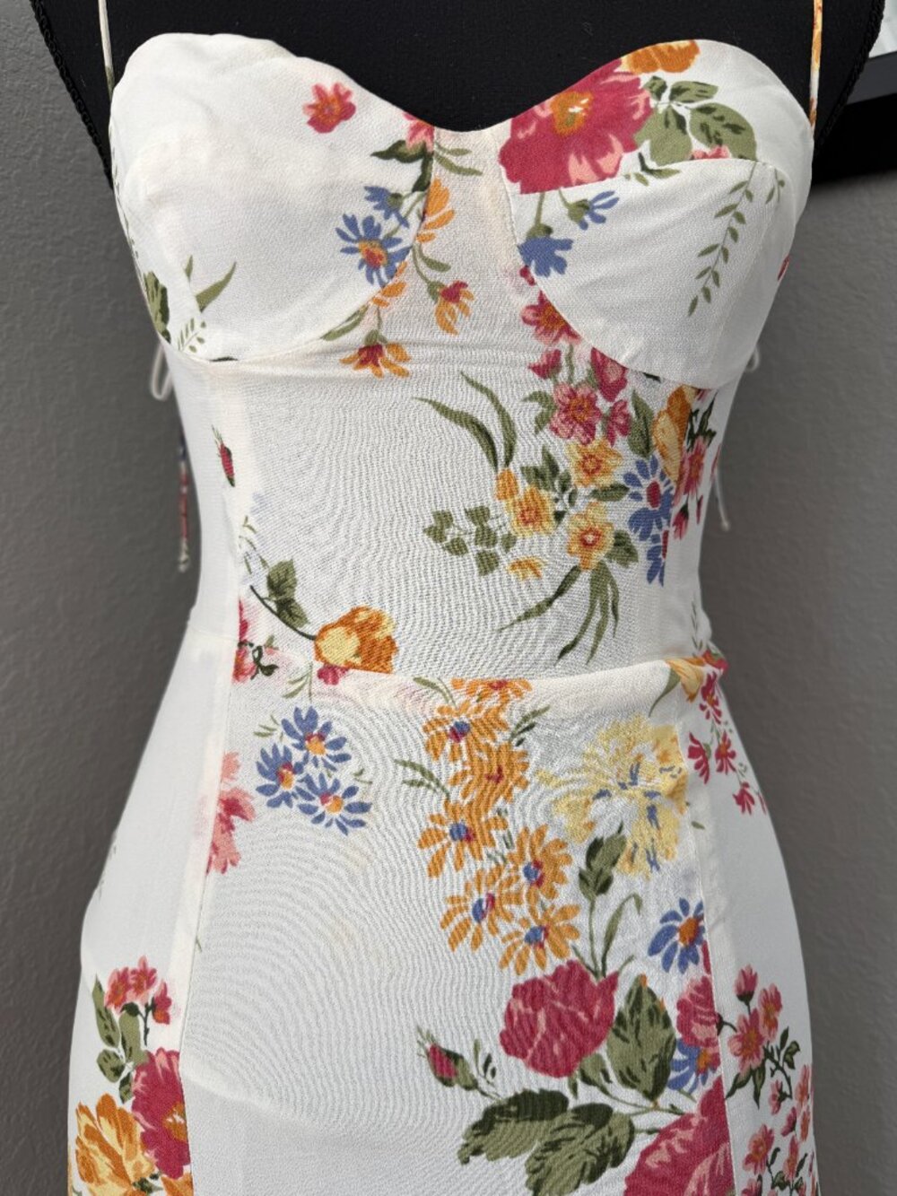 REFORMATION Juliette Crepe Ivory Floral Bouquet Midi Dress 0 - Picture 4 of 11